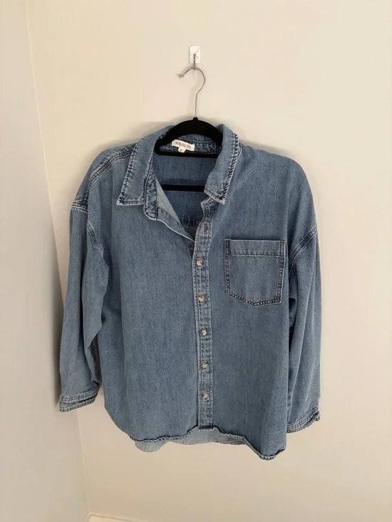 WISHLIST
Oversized Denim Shirt - Picture 4 of 5